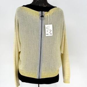 NWT Made in Italy Zipper Back Bat Wing Sweater